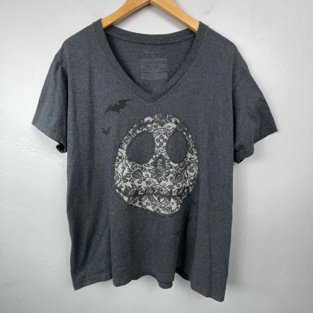 Disney T-Shirt Women 2XL Gray Nightmare Before Christmas Jack Skellington Lace